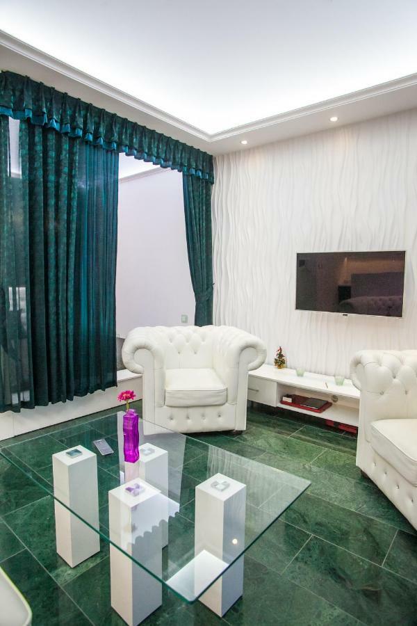 Royal Apartment In City Centre Suwalki Exterior photo