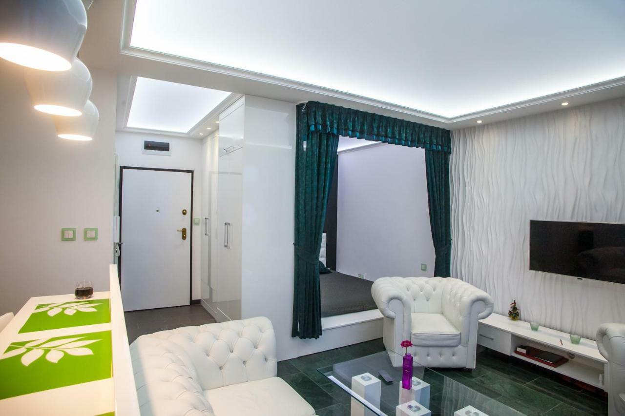 Royal Apartment In City Centre Suwalki Exterior photo